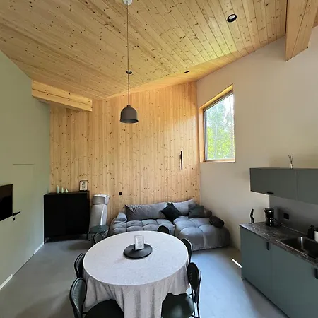 Nyaraló Graniasty - Nowoczesny Z Basenem