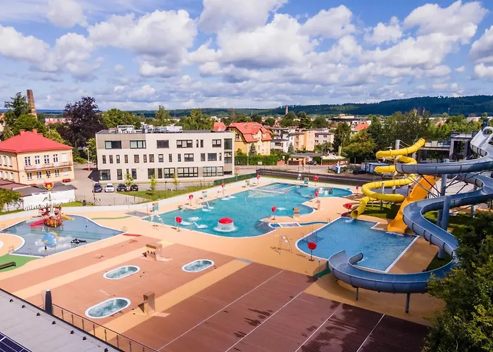 Graniasty - Nowoczesny Z Basenem Hébergement de vacances Smazyno