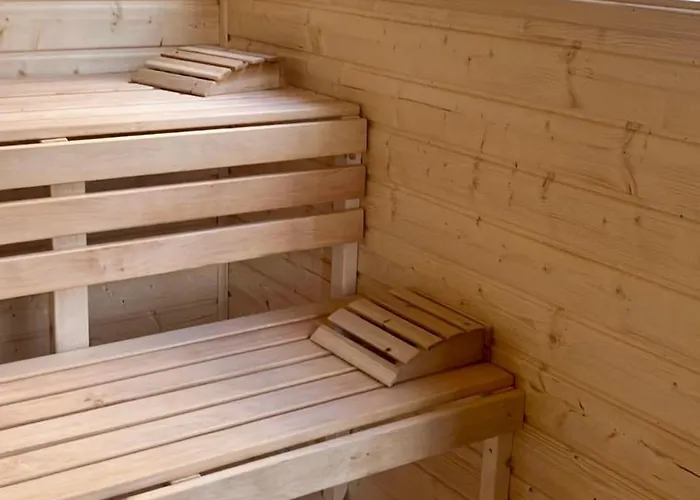 Graniasty - Nowoczesny Z Basenem 度假居