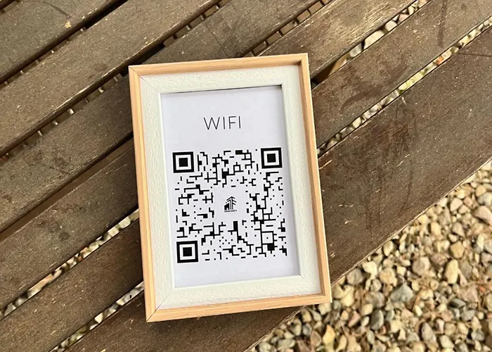 Graniasty - Nowoczesny Z Basenem Smazyno